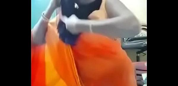  Swathi naidu exchanging saree by showing boobs,body parts and getting ready for shoot part-2